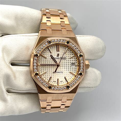 Audemars Piguet Royal Oak Lady 15451OR Gold Dial Mint.